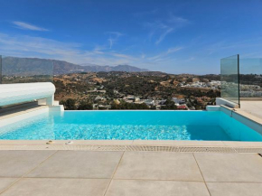 Penthouse with extensive terraces and a Private Plunge Pool, La Cala De Mijas